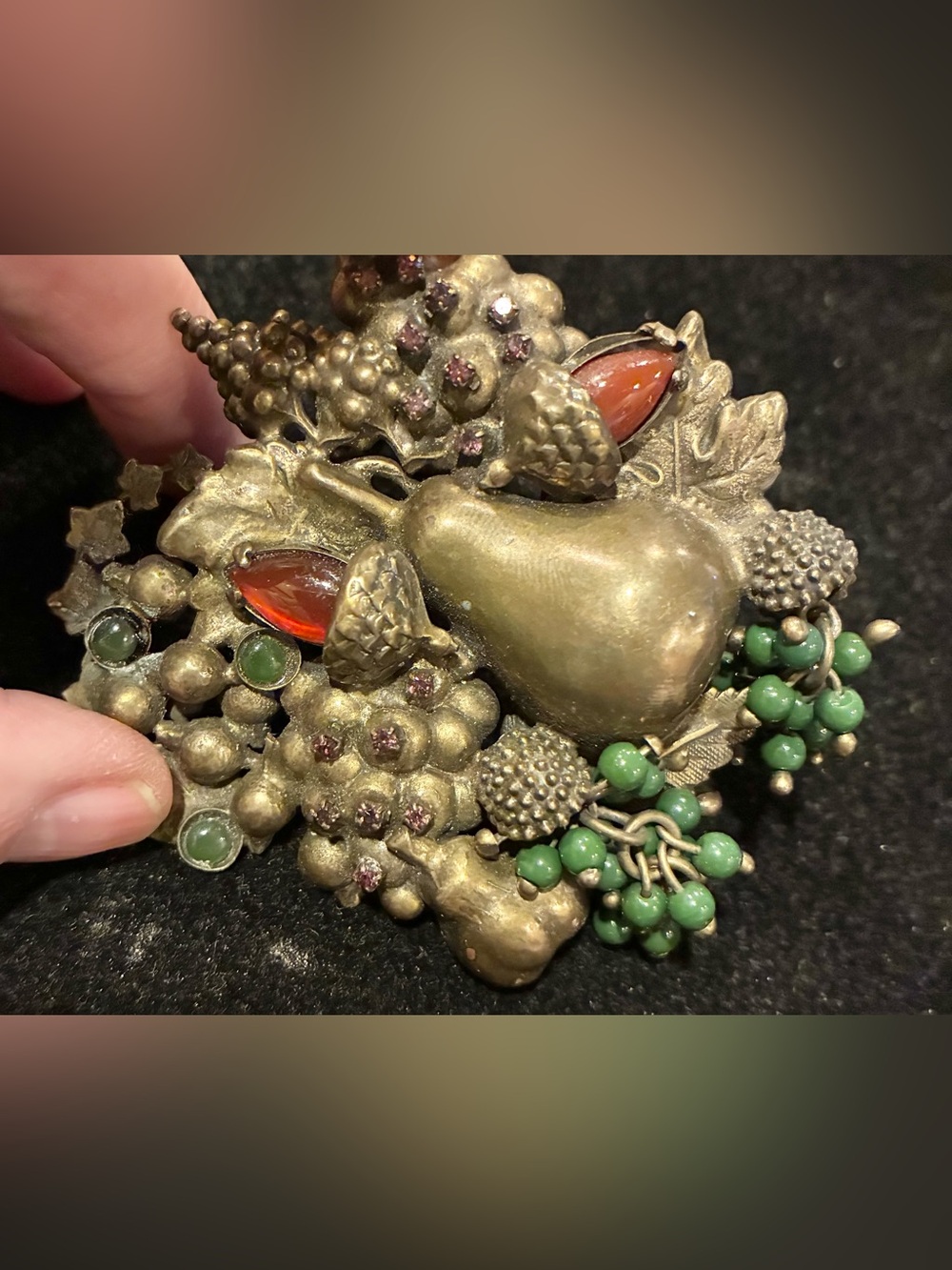 Designer Signed Sorrelli Rhinestone Brooch Pin Caboshon Grapes Acorns vintage